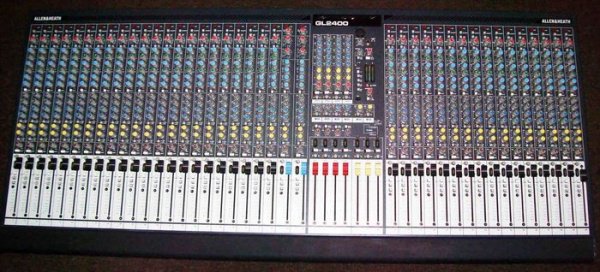 GL2400-40 / Микшерный пульт 38 моно, 2 двойных стерео входа, 6 AUX шин / ALLEN&HEATH